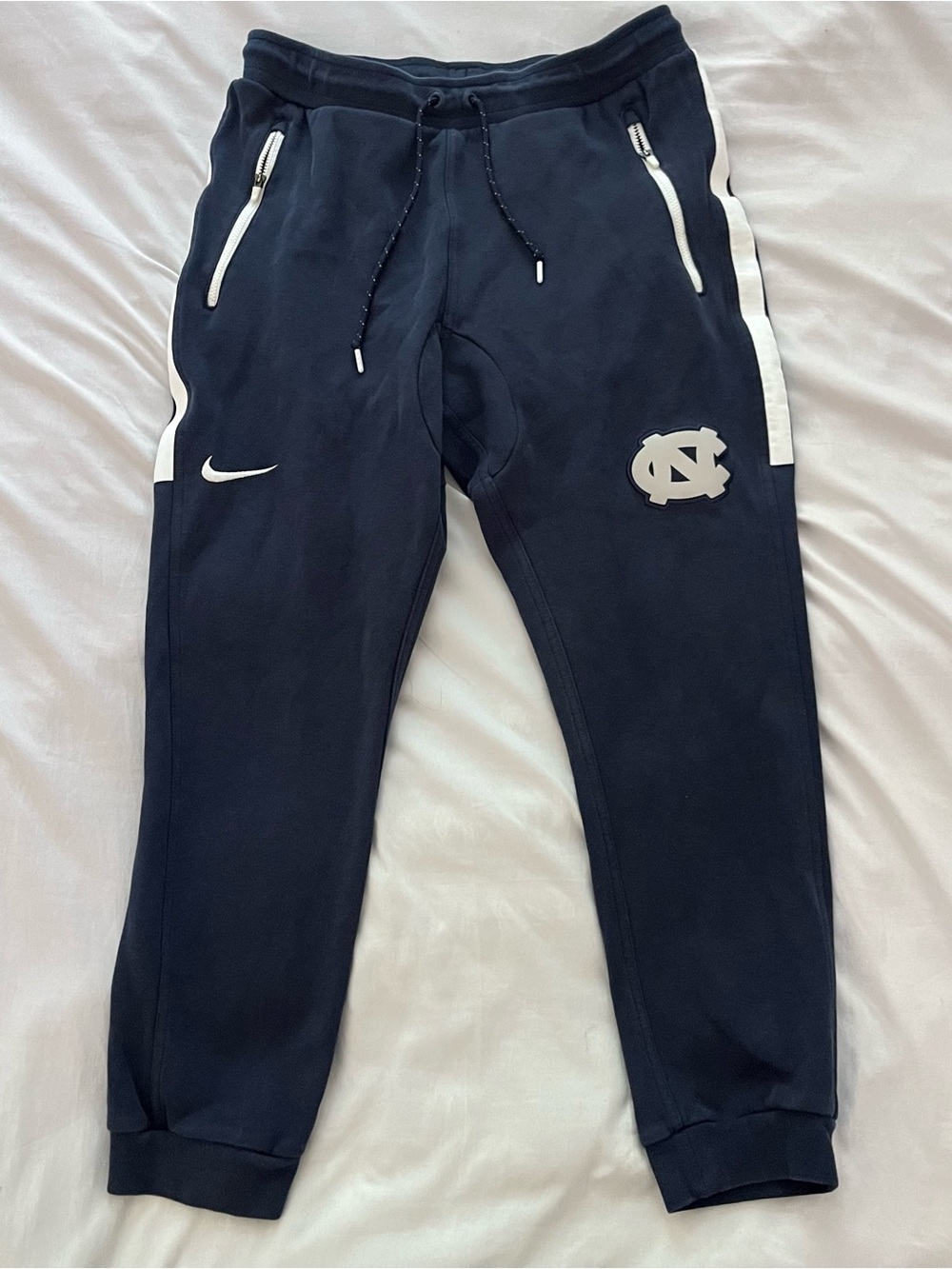 Nike UNC Tarheels Sweatpants Joggers Men's  Medium Navy Blue